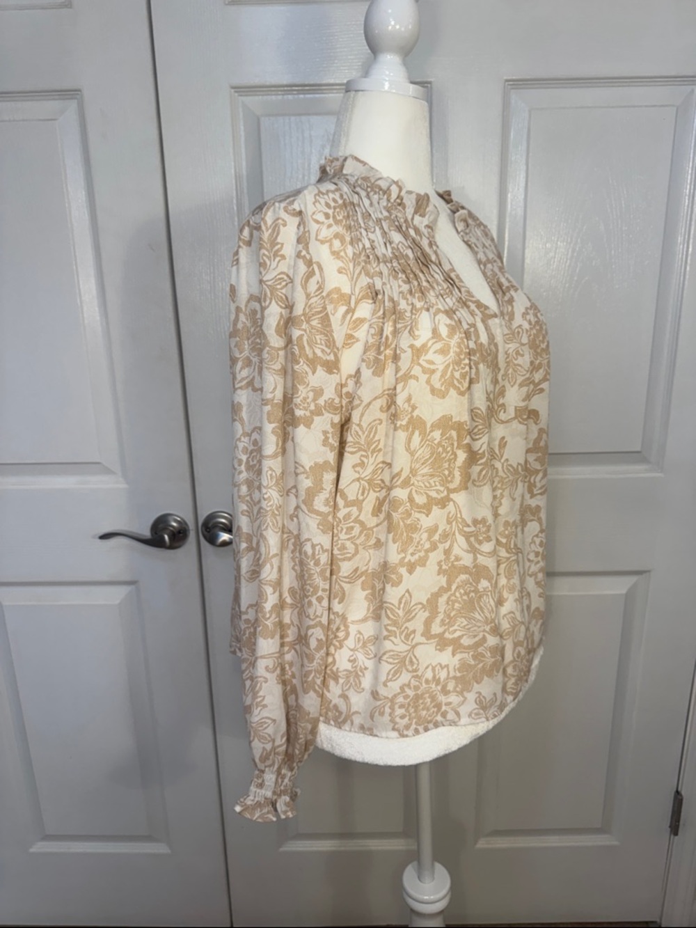 Loft Floral Blouse - Picture 3 of 4